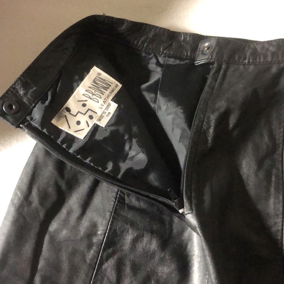 B B Dakota 100% Leather Skirt -Sz 7/ 8 - Picture 3 of 16